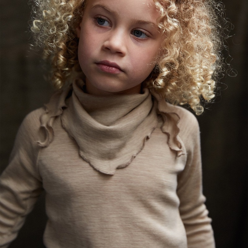 Swan Baby & Kids Bandana – Merino Wool & Silk – Sandstorm